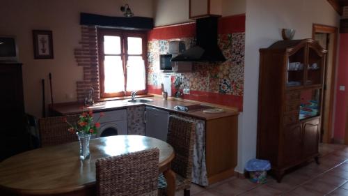 Létesítmények, Los Mantos - Vivienda Rurales in Mazcuerras