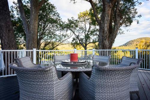 1BD Classical Room Near Hawkesbury River in Singletons Mill