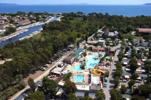 ZEcamping 4 étoiles parc aquatique hammam et restaurant