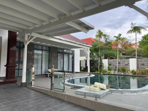 04 Bedroom Vip Villa with Private Pool in Bai Sao