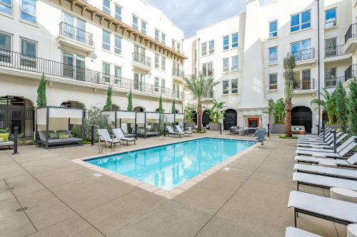 The Village Collection with Gym Pool and Spa 2