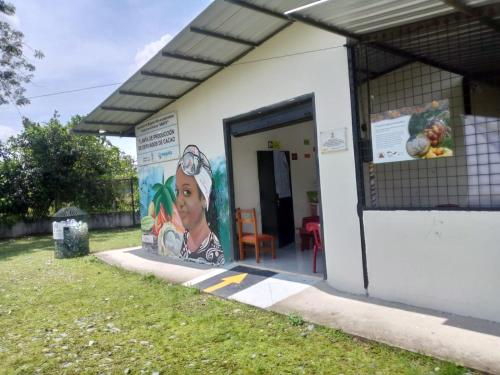 HERMOSO y amplio apartamento