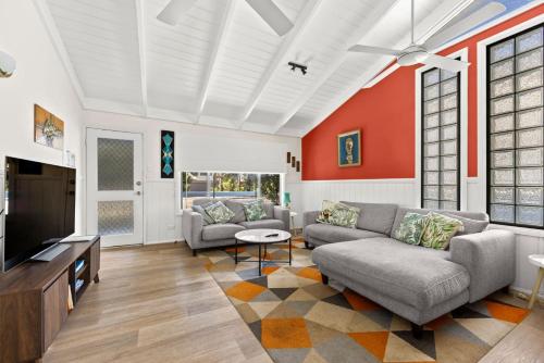 Happy House - Pet Friendly - 5 Min Walk to Beach – khách sạn tại Callala Beach