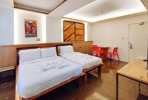 Estancia Roadside Inn by RedDoorz