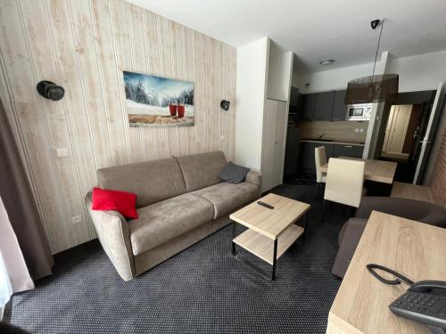 Gourette : Studio cosy 4 pers, piscine, animaux acceptés - FR-1-860-58 (Gourette : Studio cosy 4 pers, piscine, animaux acceptes - FR-1-860-58) in Eaux-Bonnes