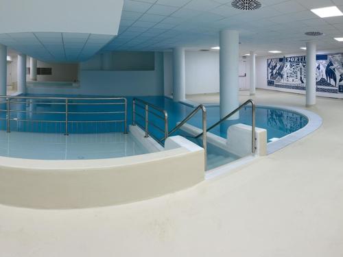 Gourette : Studio cosy 4 pers, piscine, animaux acceptés - FR-1-860-58 (Gourette : Studio cosy 4 pers, piscine, animaux acceptes - FR-1-860-58) in Eaux-Bonnes