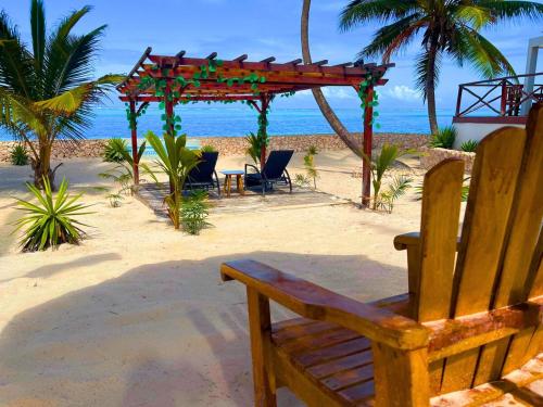 Zanzibar Beach House-West – khách sạn tại Bwejuu