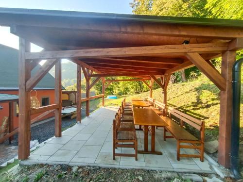 Balkons/terase, Parádní chalupa (Paradni chalupa) in Vičova Nad Jizeru