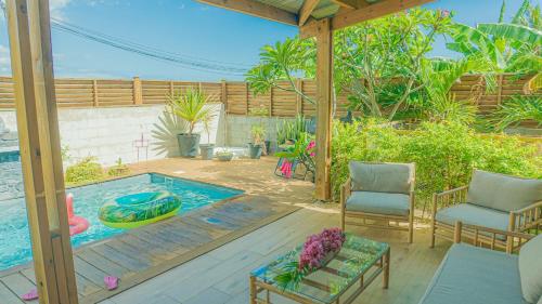 Villa Saw, Villa privative, familiale avec piscine sécurisée - Location, gîte - Saint-Louis