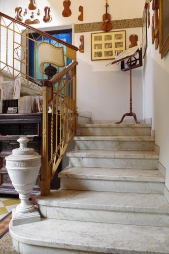 Iekārtas, Villa Puccini in Venegono Superiore
