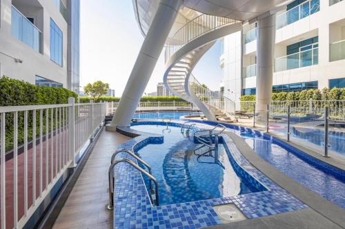 Allsopp & Allsopp - Studio Apartment in Opalz by DanubeDubai Science Park - image 14
