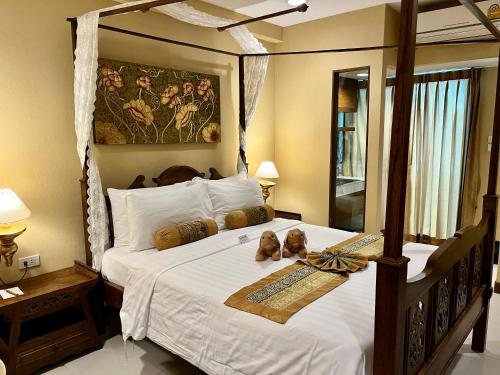 room detail thumbnail 0