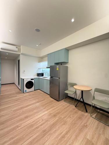 Kitchen, Bloom apart-hotel in Serangoon
