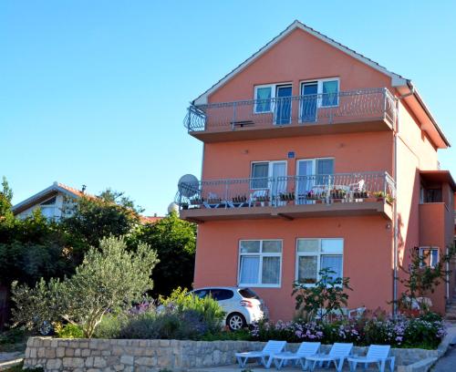  Apartments Soca in 22000 Šibenik
