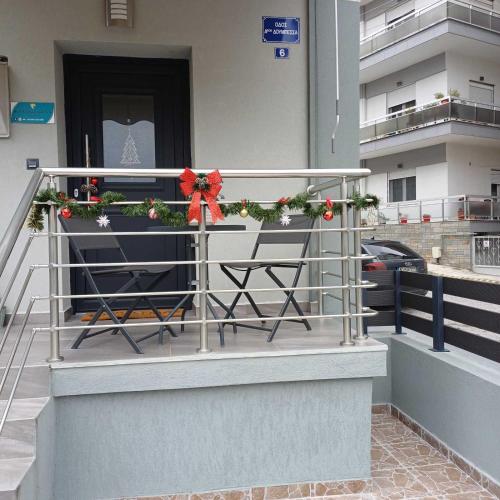 Black Eagle Apartment in Drama