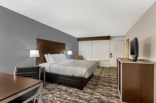 Quality Inn & Suites Easley - Greenville