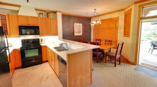 บริการและสิ่งอำนวยความสะดวก, Embarc Panorama in พาโนรามา (BC)