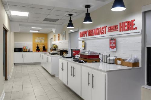 Hampton Inn Helen - image 6