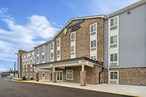 Exterior view, WoodSpring Suites Wilmington Riverfront in Wilmington (DE)