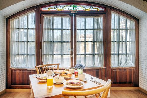 อาหารและเครื่องดื่ม, โรงแรมวิลล่า ฟริกิเลียนา (Hotel Villa Frigiliana) in เนร์คา