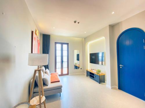 room detail thumbnail 0