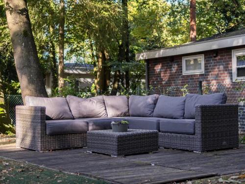 Charming Forest Chalet with Garden & Terrace in Gelderland in Hattemerbroek