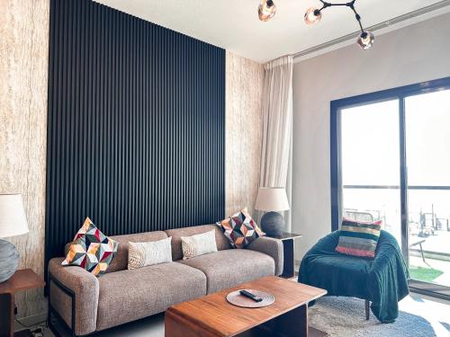 Stunning 1 Bed Large Luxury Apt with Pool View Al Barari by Luxaura - image 10