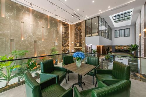 ハノイ Nature Hotel - Lac Long Quan 4つ星 ホテル 施設