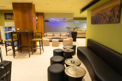 Pub/Lounge, Golf Royal Hotel in Tunis