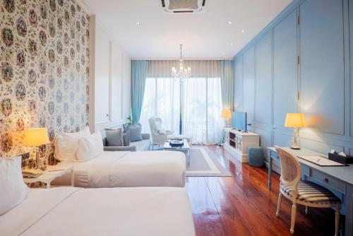 room detail thumbnail 0