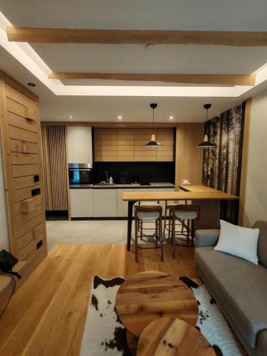 Apartman 601 Ema Montera