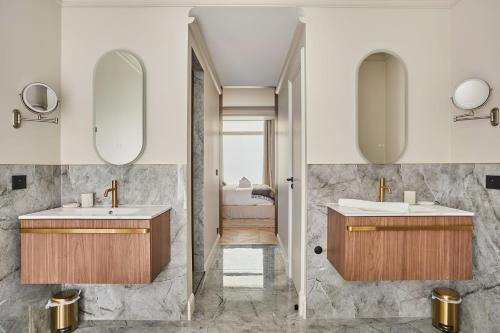 Incredible Le Marais apartment with Terrace - image 3
