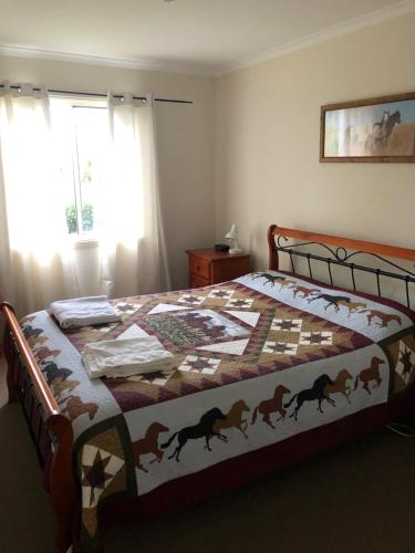 High country trail rides & farmstay in Oberon