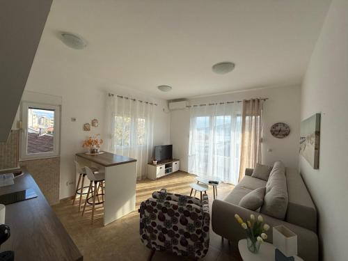 BlueCoast Apartment