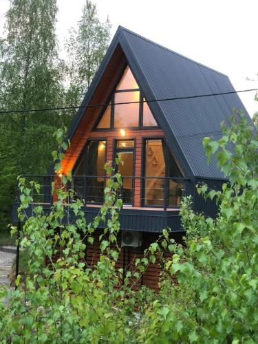 Pyramida House in Vyshka