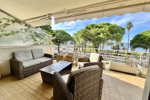 Apt Pointe Croisette plage & grande terrasse
