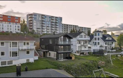 Stunning Apartment In Tromsø With Wifi - Langenes