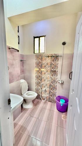 Independent Apartment with Kitchen near Airport - image 6