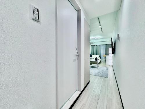 Kabukicho Designer's Apt VIII