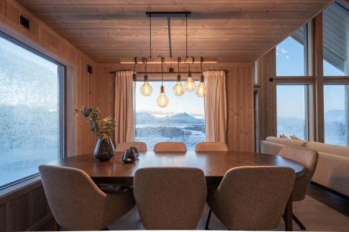 Apkārtne, Hoven Lodge in Gimsoy