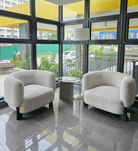 Lobby, Sapphire Suite at Amani Grand in Cabantian