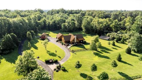 Luxurious Log Cabin with Game Room & Fireplace near Princeton in New Hope, Pennsylvania in Stockton (NJ)