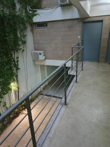 Beautiful apartment in quiet area - image 3