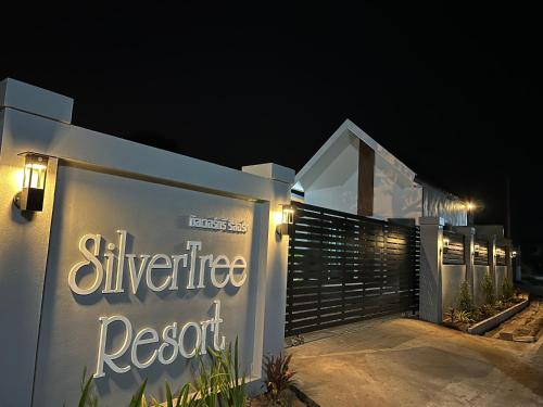 Silvertree Resort