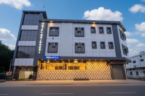 FabHotel Rajdhani