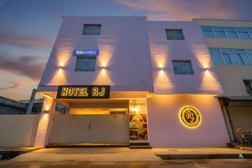 FabHotel RJ - Nr Patliputra Railway Station