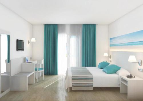 Habitación, confort, balcón, 3 camas