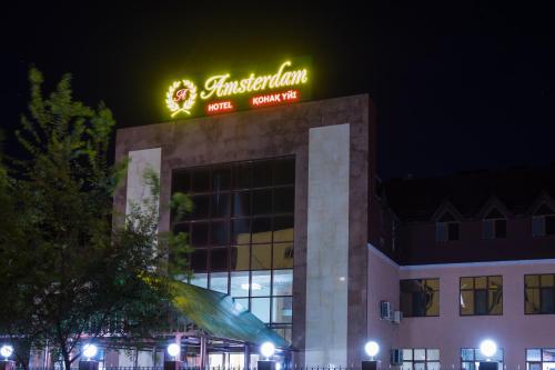 Widok z zewnątrz, Amsterdam Hotel Aktobe in Aqtöbe