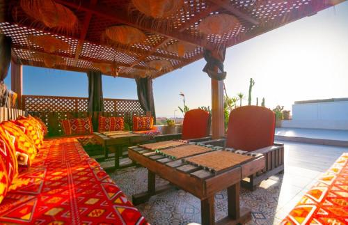 타가주 Sweet Taghazout - Surf Camp Imiouddar 호텔 로비