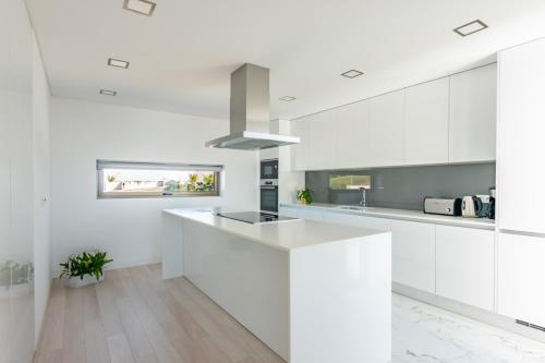 Panoramic Linked Villa with Private Pool - 12A in Praia Da Areia Branca